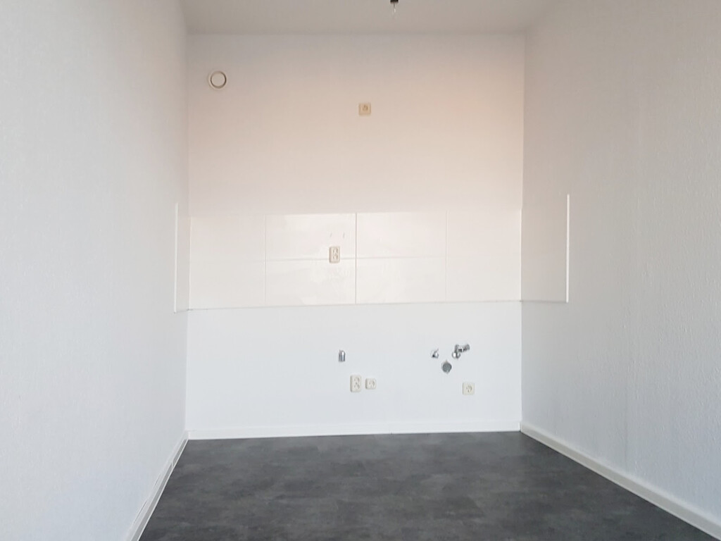 Richard-Paulick-Straße 10, 06124 Halle (Saale)