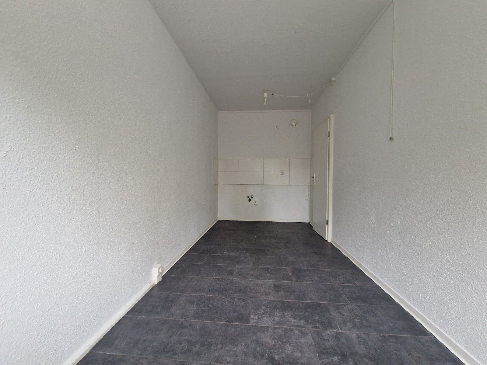 Albert-Einstein-Straße 18, 06122 Halle (Saale)