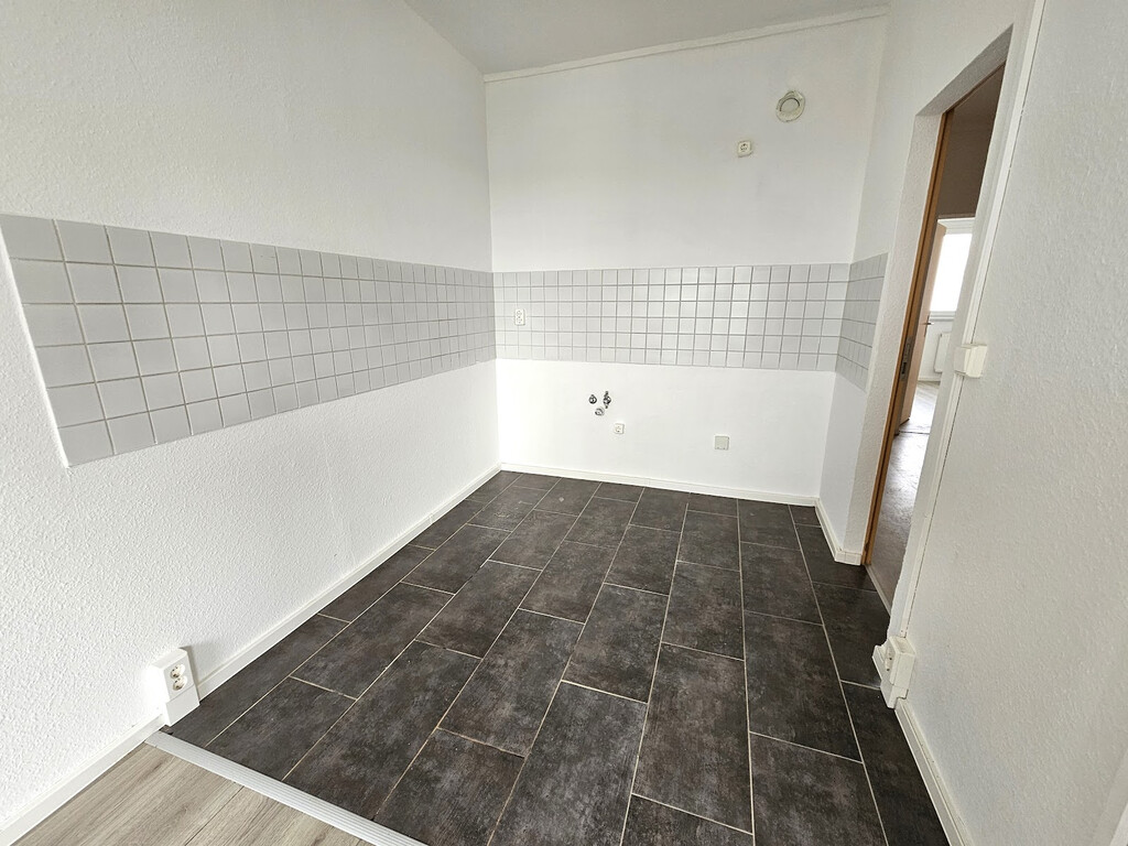 Albert-Einstein-Straße 18, 06122 Halle (Saale)