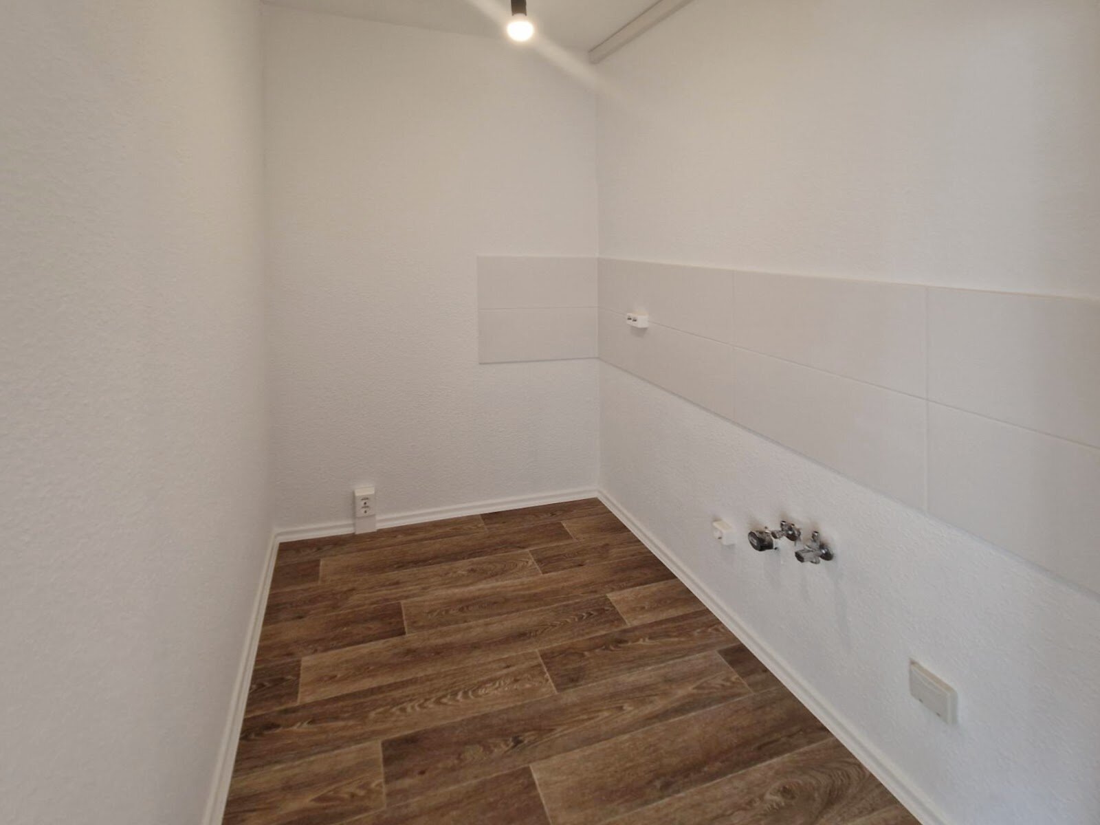 Albert-Einstein-Straße 28, 06122 Halle (Saale)