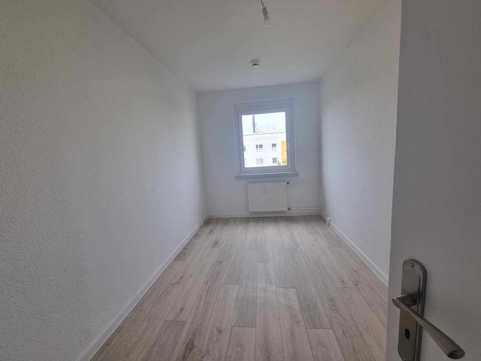 Bruno-Taut-Ring 167, 39130 Magdeburg