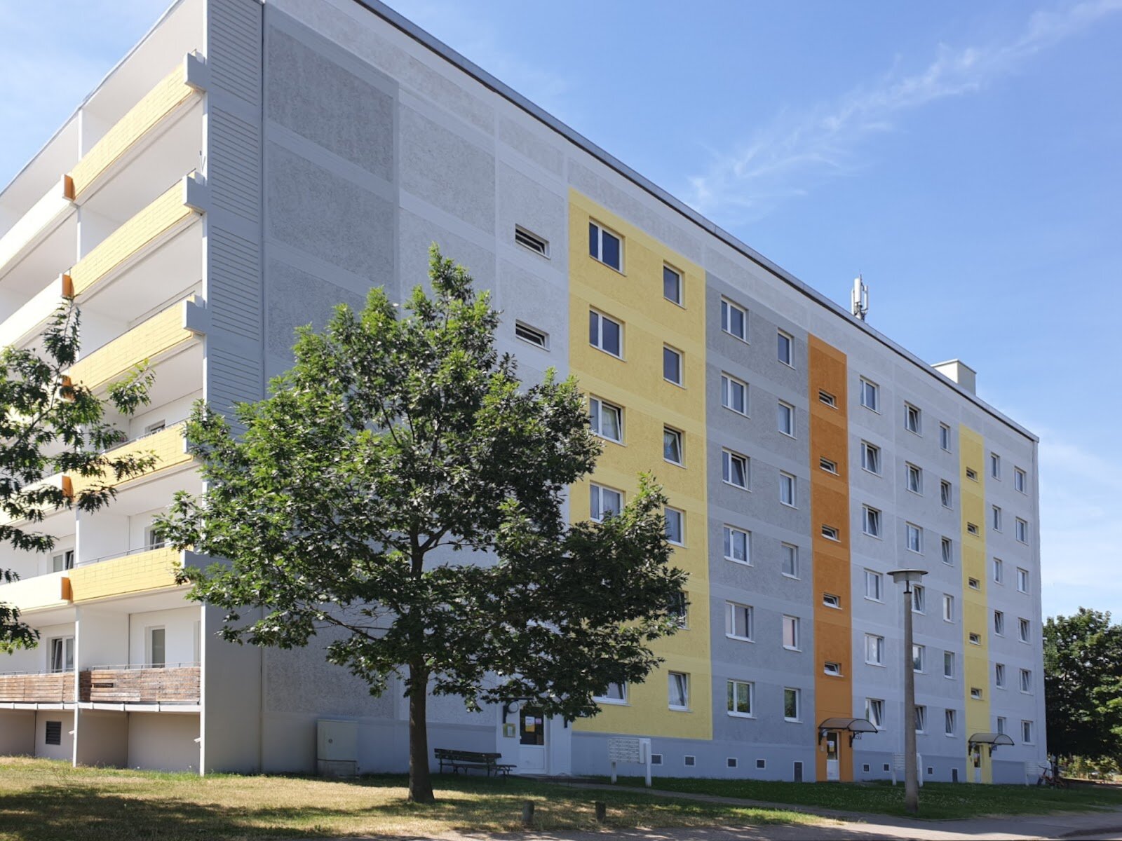 Bruno-Taut-Ring 171, 39130 Magdeburg