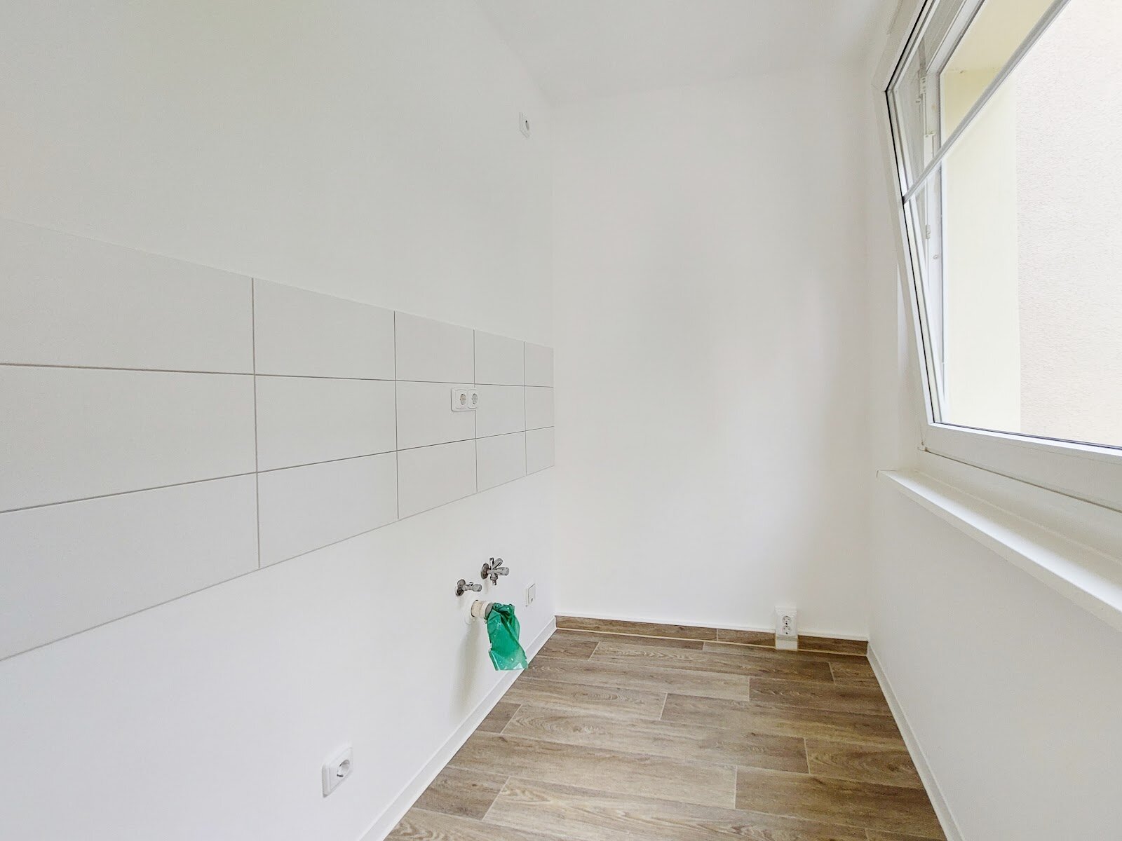 Helbigsdorfer Weg 10, 01169 Dresden