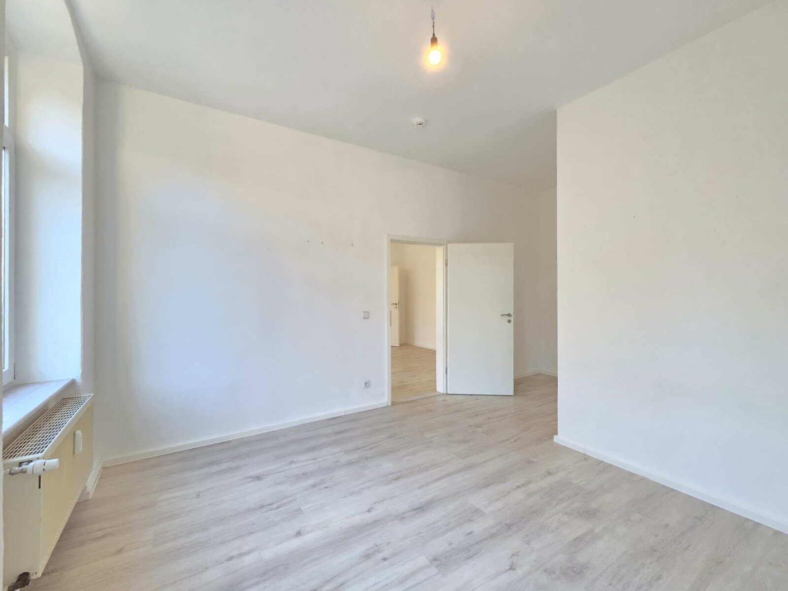 Leonhardtstraße 10, 09112 Chemnitz